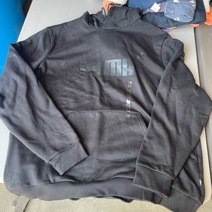 Puma Sweatshirt-NWT